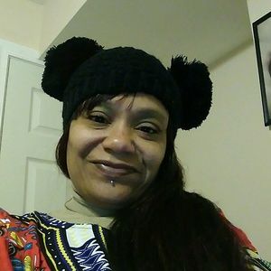 Meet your Posher, Gladys